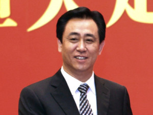 Fundador da Evergrande é condenado à prisão perpétua na China; penas de outros cinco executivos vão de 6 a 18 anos