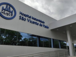 Três homens são hospitalizados em Barbalha depois de comer salgados