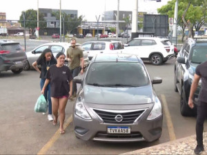Bebê carbonizado: mãe e companheiro são presos e vão responder por infanticídio; polícia do DF procura terceiro envolvido