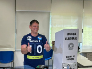 Tarcísio de Freitas, do Republicanos, é reeleito governador de São Paulo
