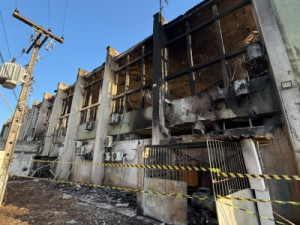 Incêndio que destruiu prédio da UFPE afetou cerca de 200 teses e dissertações; pesquisadores têm bolsas prorrogadas